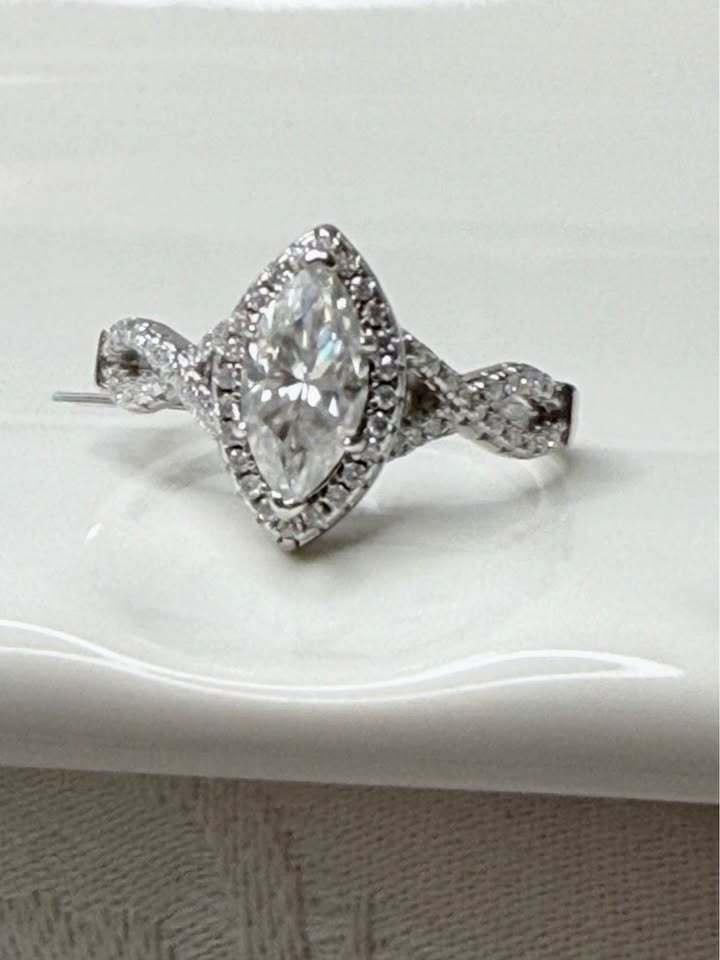 BelleAire 1.4 TCW Marquise Moissanite Ring, Sz 8