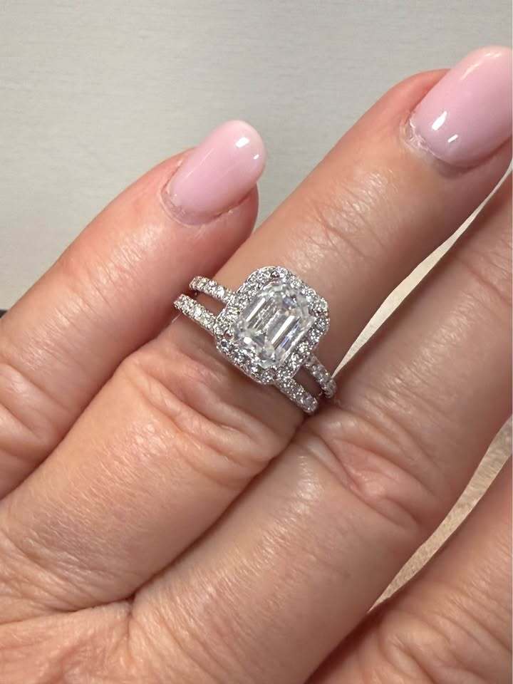 BelleAire Boutique Emerald-Cut 2.68 CT Moissanite Bridal Set, 925 Sterling Silver, Size 7, 8