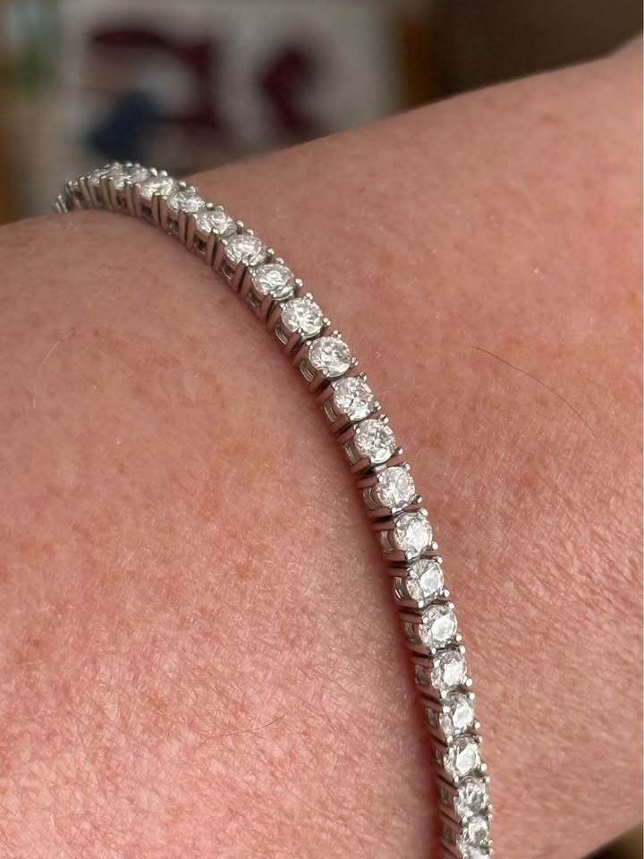 BelleAire 5.32 TCW 3mm Moissanite Tennis Bracelet, 7-1/2"