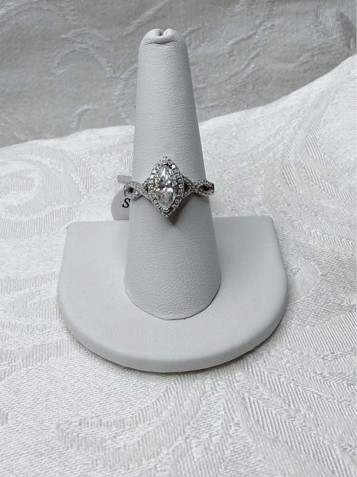 BelleAire 1.4 TCW Marquise Moissanite Ring, Sz 8