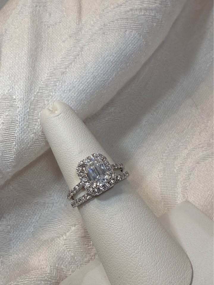 BelleAire Boutique Emerald-Cut 2.68 CT Moissanite Bridal Set, 925 Sterling Silver, Size 7, 8