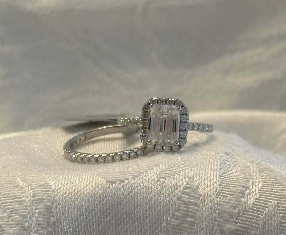 BelleAire Boutique Emerald-Cut 2.68 CT Moissanite Bridal Set, 925 Sterling Silver, Size 7, 8