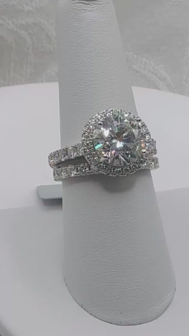 4 CTW Round Cut Moissanite Halo Engagement Ring Set, Size 7